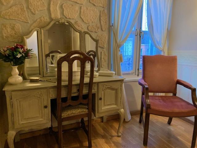 B&B Petit Chateau - Stijlvol Verblijf Centraal Gelegen In Zeeuws Vlaanderen Biervliet エクステリア 写真