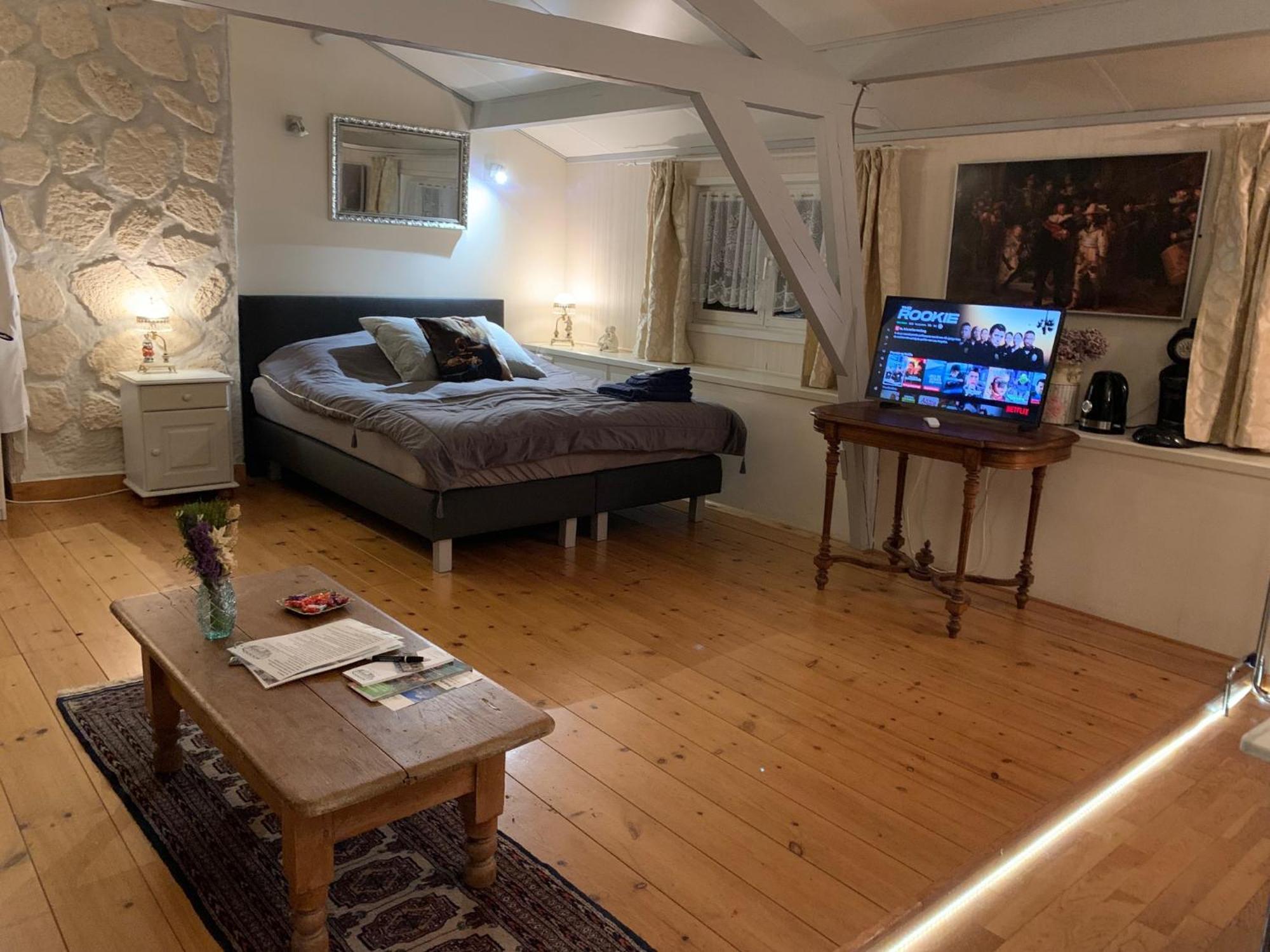 B&B Petit Chateau - Stijlvol Verblijf Centraal Gelegen In Zeeuws Vlaanderen Biervliet エクステリア 写真